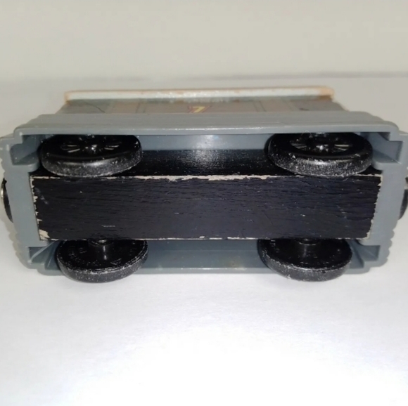 RARE Thomas and Friends Number 7 Thomas the Tank Engine Wooden Train Railway Car - Picture 6 of 7